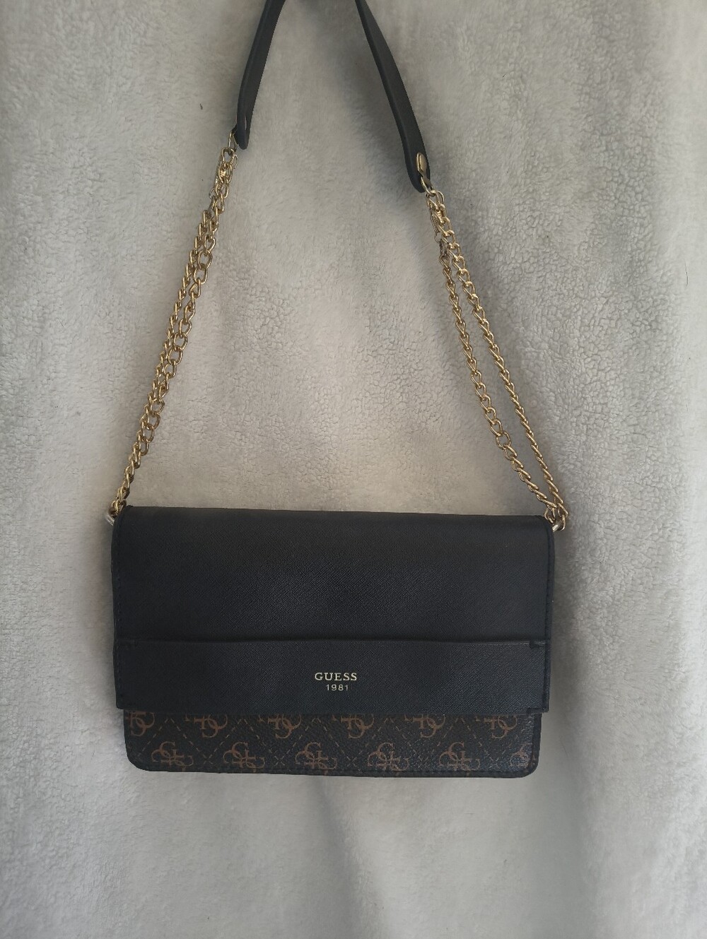 Guess Black and Brown Chain Shoulder Crossbody